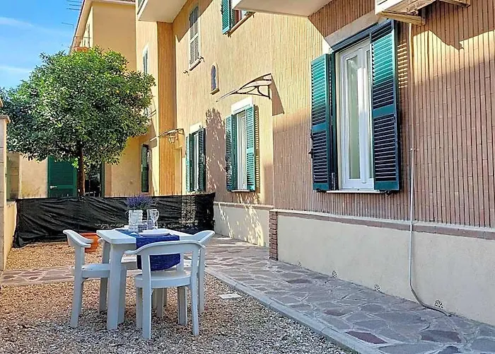 Vicino Ospedale Gemelli - Ampio E Confortevole Con Giardino Privato Appartement Rome